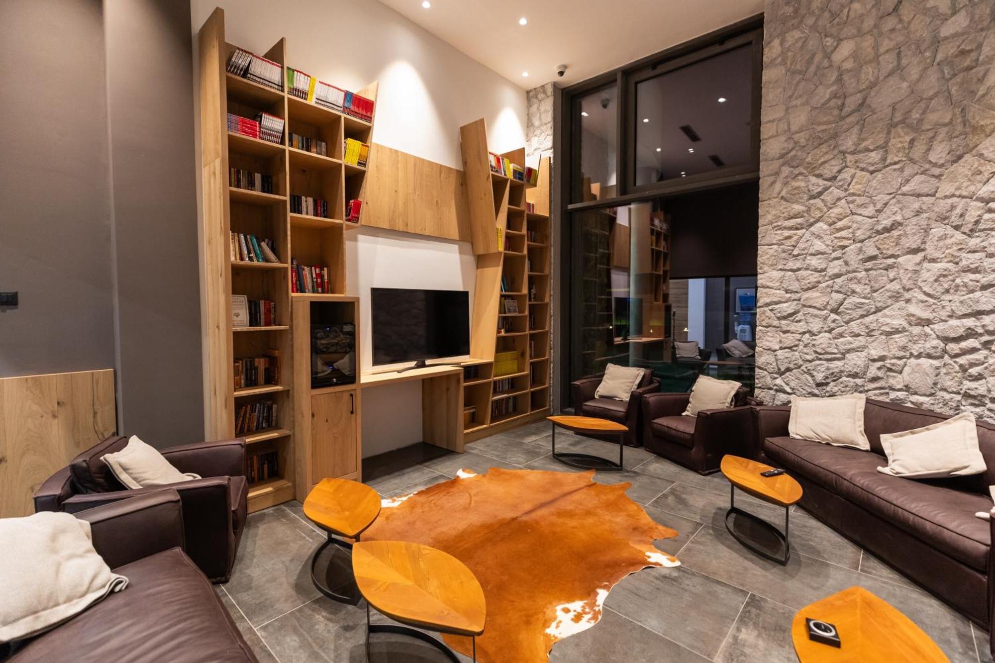 Hotel Ramonda Boljevac ภายนอก รูปภาพ